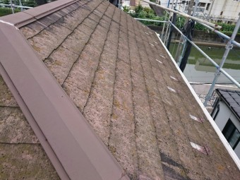 足場 屋根カバー工法