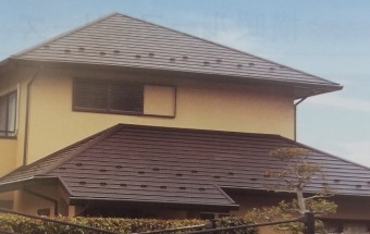 ニチハ金属製総合カタログ2017.7センタールーフ施工事例横暖ルーフαs(p174)雪止め