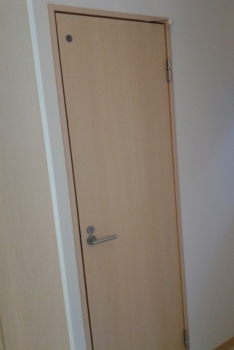 トイレドア