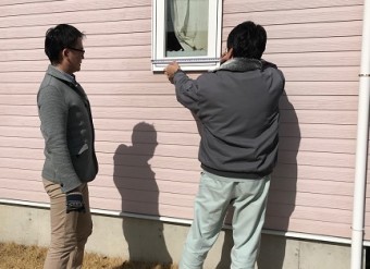 外壁塗装 サッシ計測
