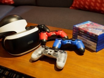 写真AC photoAC:Airbnbイメージ・ゲーム機 充電コンセント