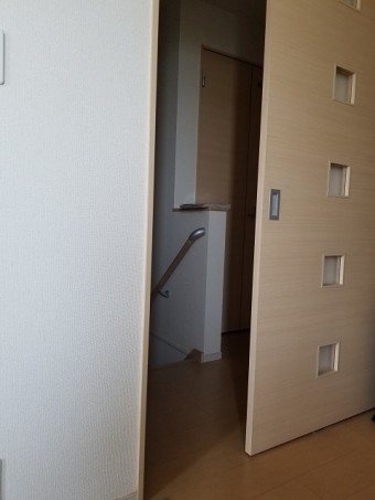 上吊りドア