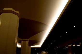 写真AC 天井 間接照明