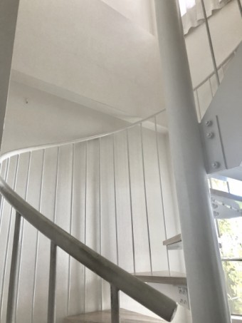 写真AC 螺旋階段