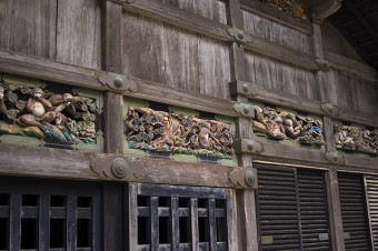 日光東照宮・三猿彫刻(塗装前