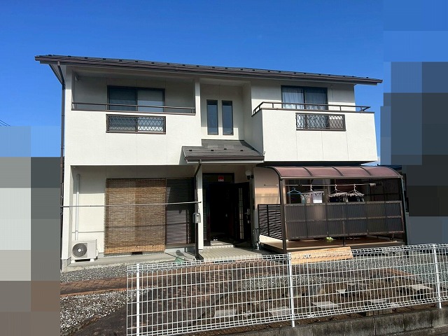 南アルプス市で戸建て住宅の足場仮設ビフォーアフター