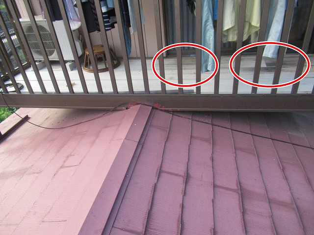 都留市でベランダ（バルコニー）の雨染み・黒ずんだ床材