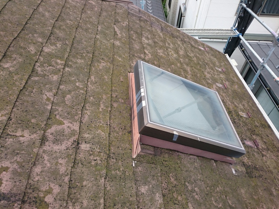屋根カバー工法　天窓