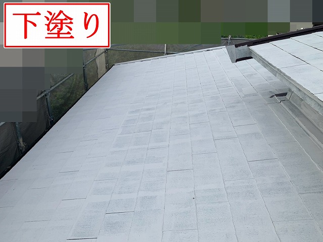 屋根の下塗り後の全景