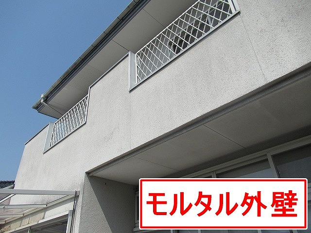 甲府市でリシン仕上げのモルタル外壁