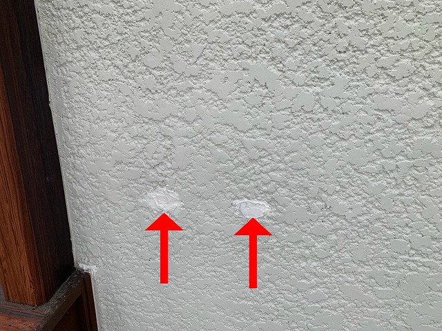 小さな穴跡の補修