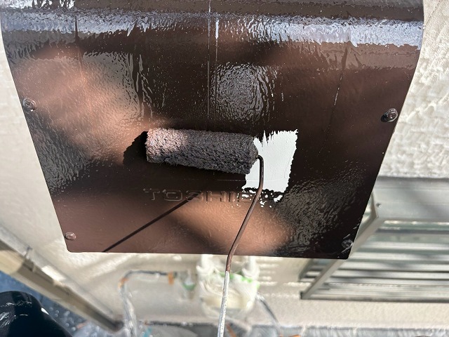 換気フード下面塗装