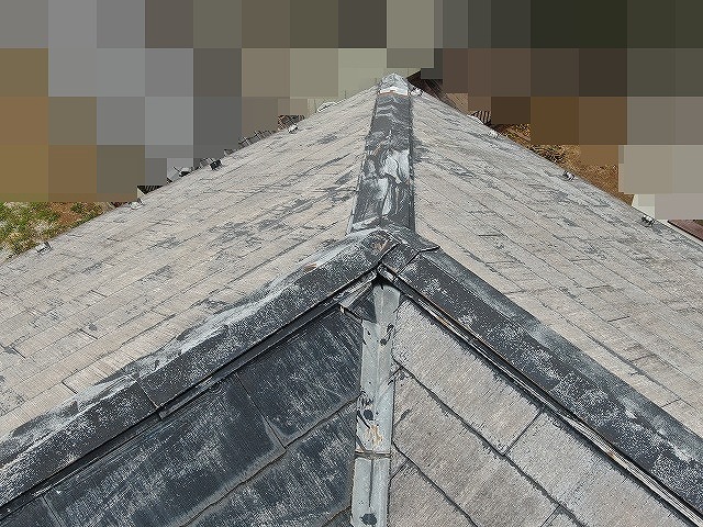 甲府市で錆び・変色（塗膜剥がれ）のある棟板金