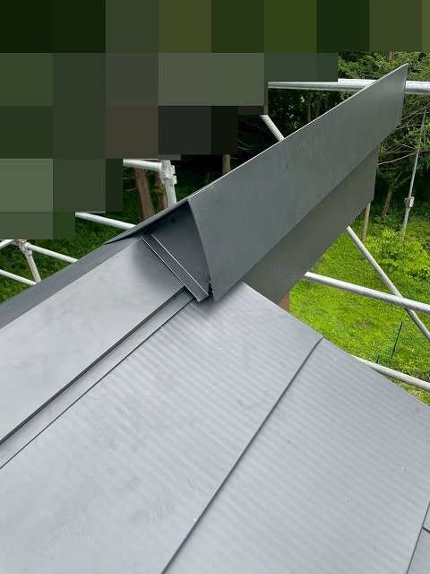 棟部の板金納まり