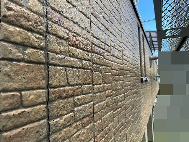 西八代郡市川三郷町でサイディングボード（外壁）にクリヤー塗装（ロイヤルセラクリヤー）のビフォーアフター