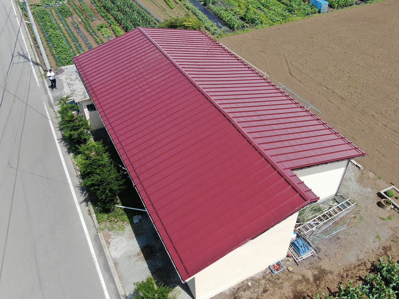 富士河口湖町　屋根塗装　完成写真　ドローン