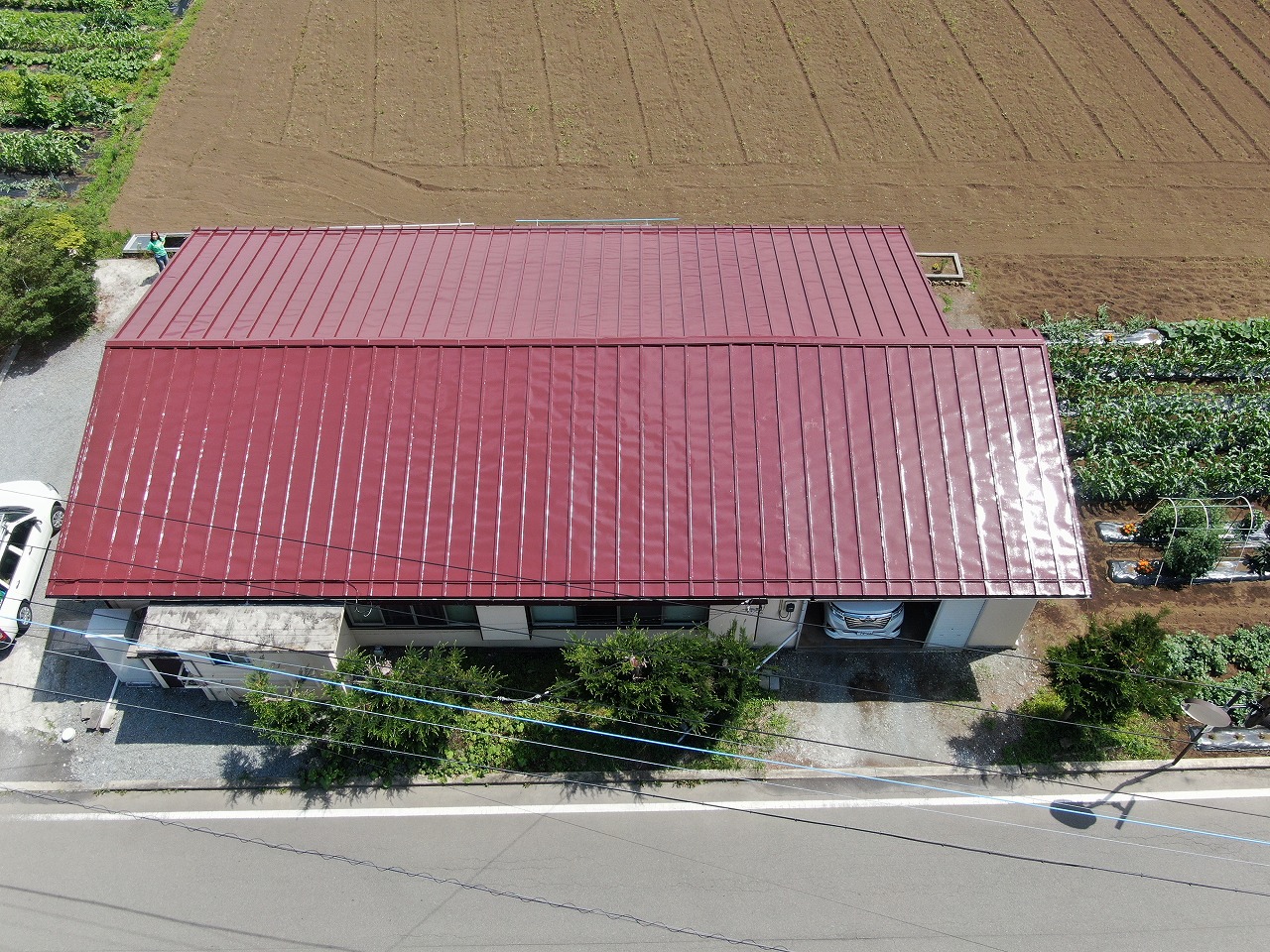 富士河口湖町　屋根塗装　完成写真　ドローン