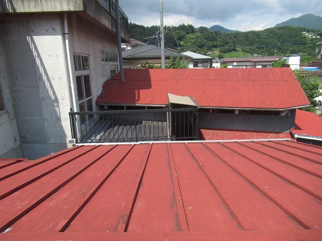 富士吉田市で平屋のトタン屋根の塗装のお見積りに伺いました！