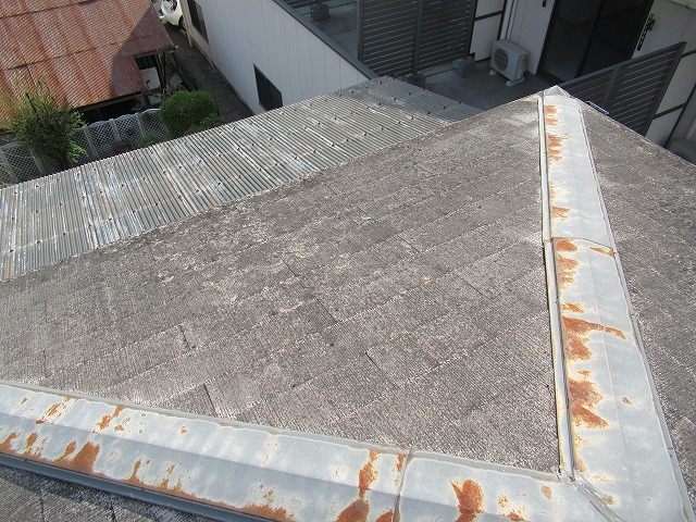 甲府市　屋根さび写真