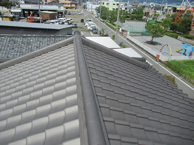 昭和町で漆喰の剥がれが発生し、屋根漆喰補修のお見積もりに伺いました！