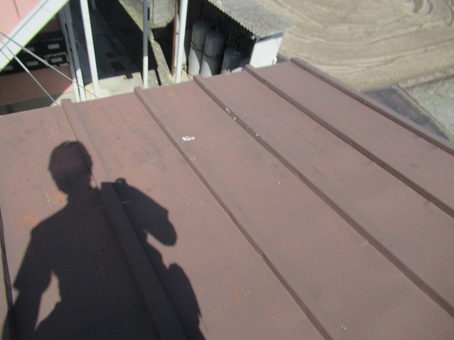 甲斐市　瓦棒屋根塗膜