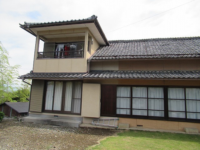 市川三郷町　工事前外観