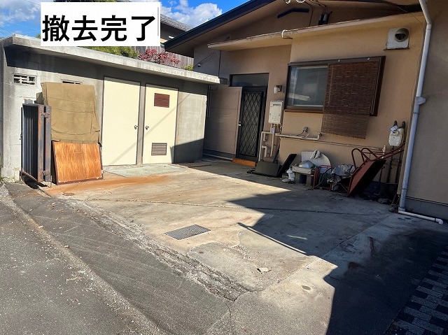 甲府市 2台駐車の大型カーポートを8万円で解体・撤去・処分・支柱穴 