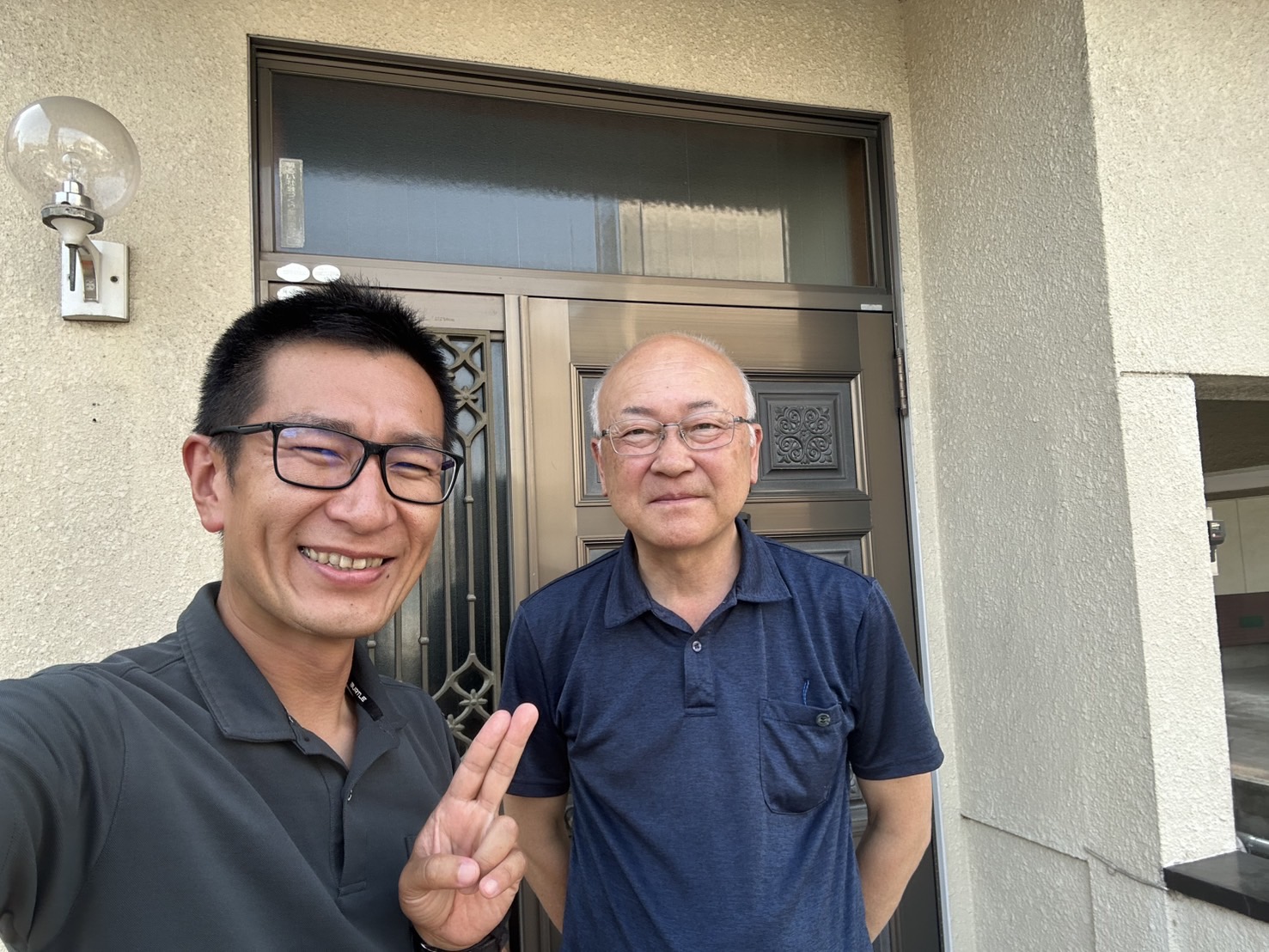 甲府市でケラバ板金のカバー工事と屋根塗装を行い、大変ご満足いただきました