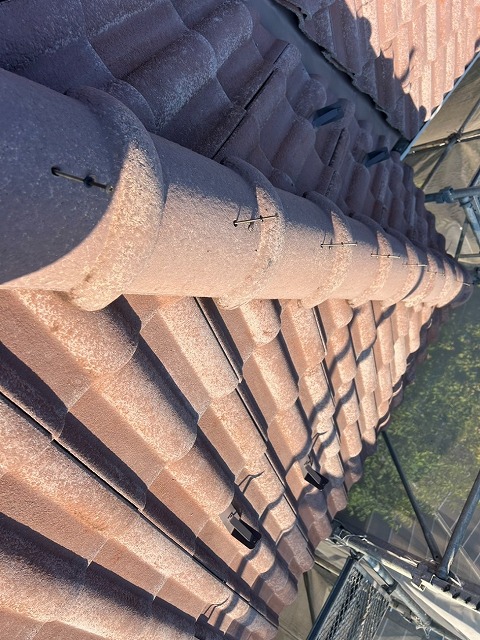 甲府市　屋根　ビス打ち