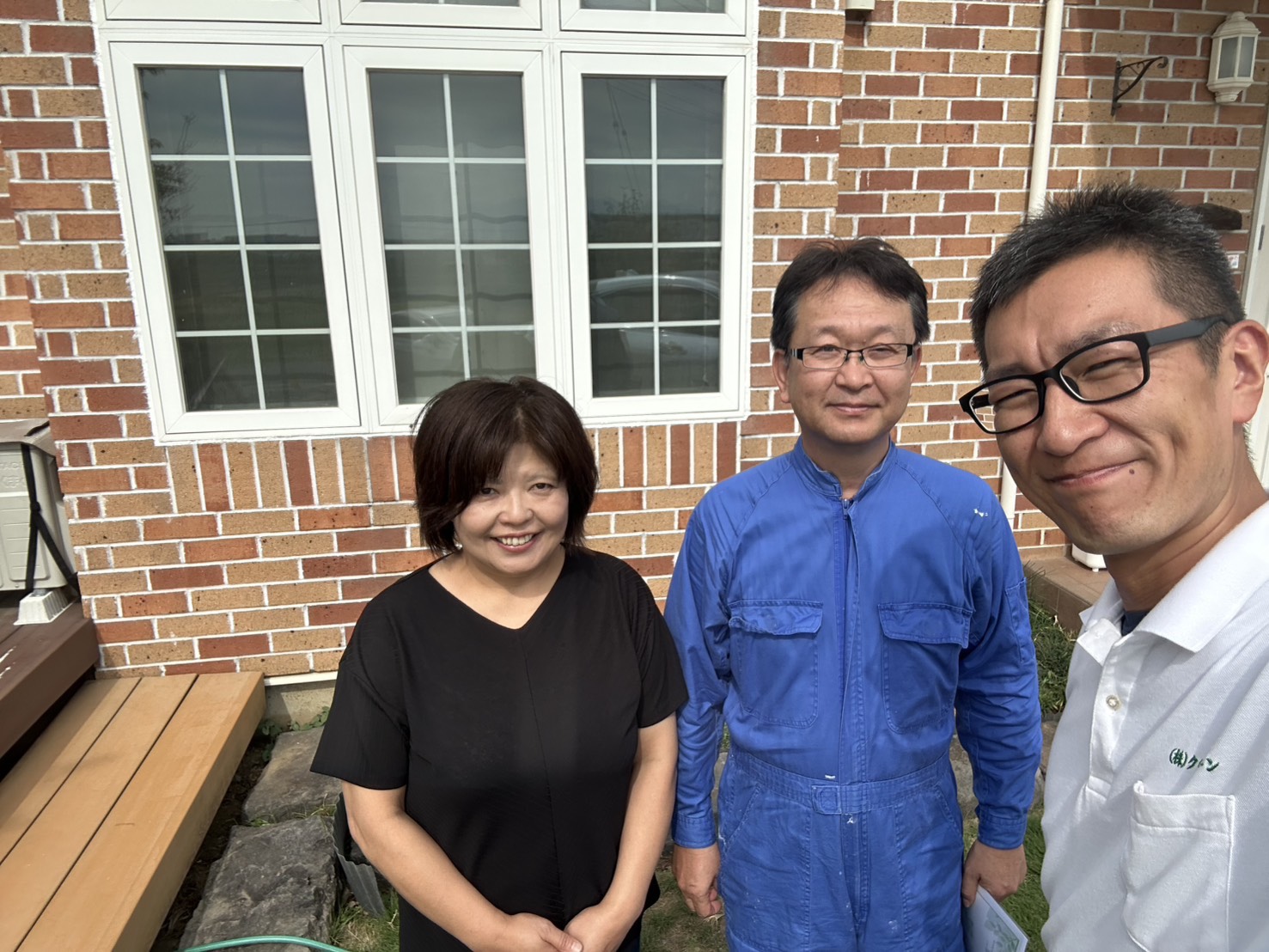 韮崎市で屋根の塗装工事を行ない、お客様にお喜びの声をいただきました